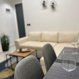 sueo-modern-apartments.albaniahotels.org/